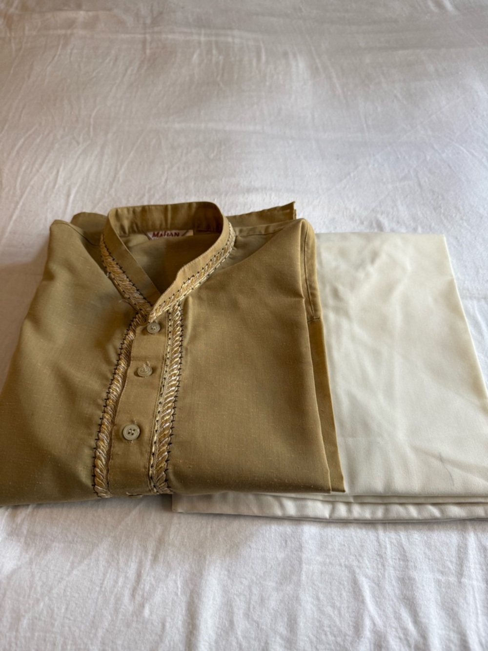 Indian Punjabi Men's Olive Brown Kurta with Cream Pajama